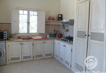  L 103 -  Sale  Villa with pool Djerba